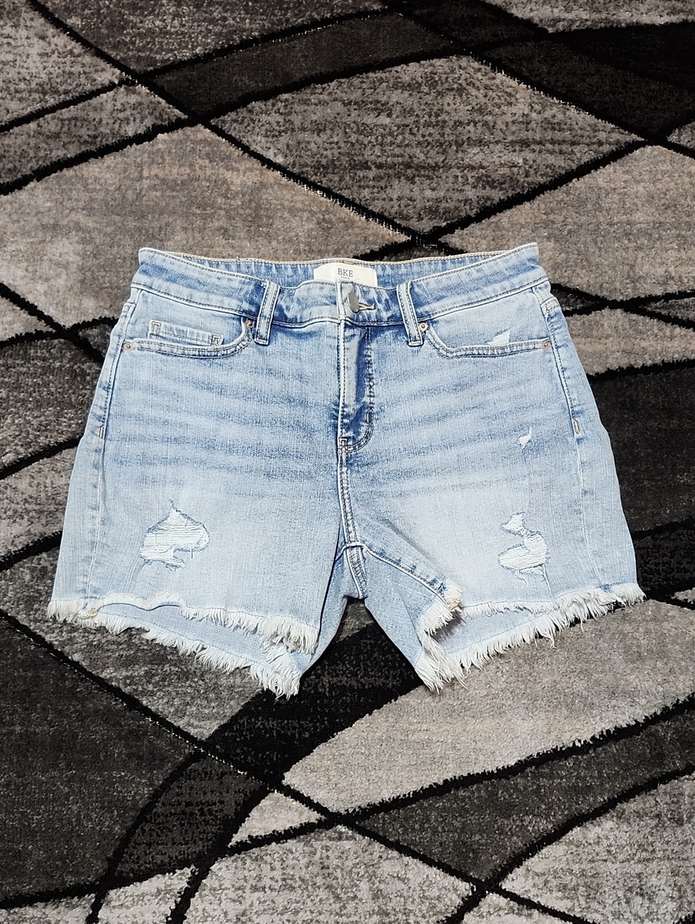 BKE EMBROIDERED DISTRESSED HIGH-RISE RAW-EDGE DENIM JEAN SHORTS